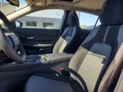 New 2026 Nissan Sentra SV FWD image 11