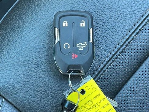 Used 2023 GMC Sierra 2500 Denali w/ Denali Black Diamond Edition image 33