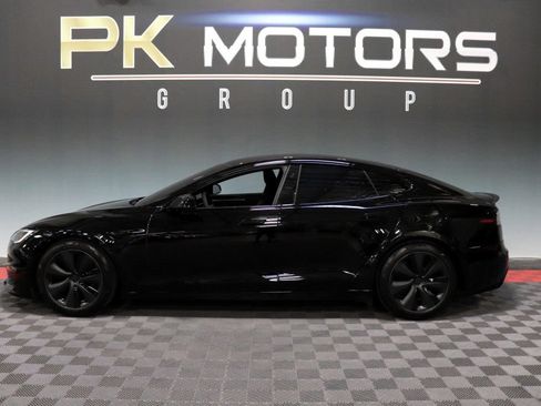 Used 2022 Tesla Model S Plaid AWD/4WD image 3