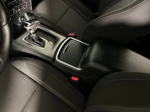 Used 2022 Dodge Charger SXT AWD/4WD image 16