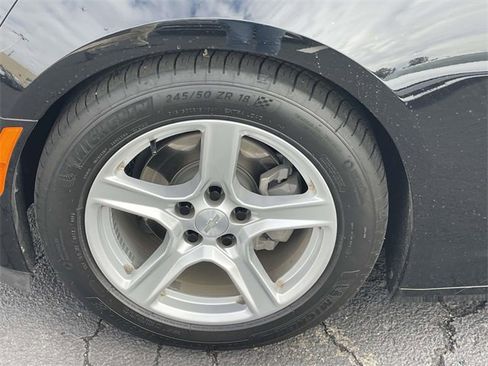 Used 2022 Chevrolet Camaro LT image 3