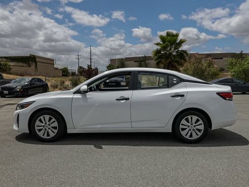 Used 2024 Nissan Sentra S FWD image 7