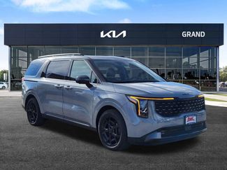 Certified 2025 Kia Carnival SX video 3