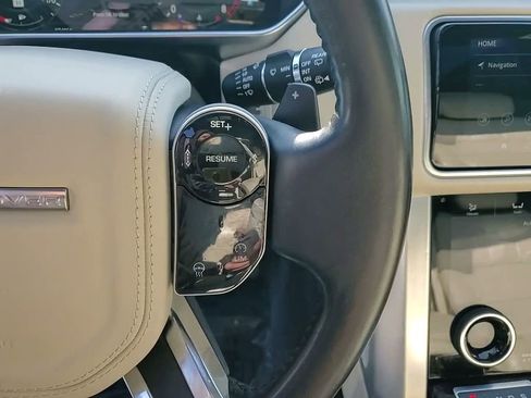 Used 2019 Land Rover Range Rover Supercharged image 7