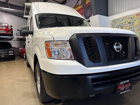 Used 2018 Nissan NV 2500 S RWD image 59