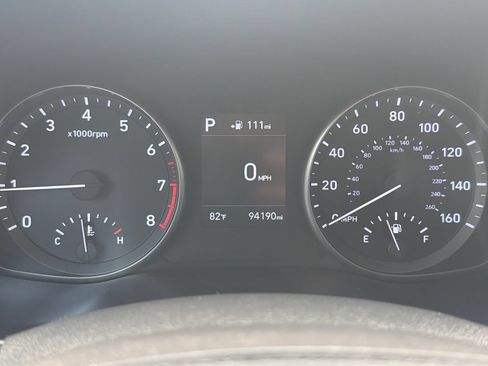 Used 2018 Hyundai Elantra GT FWD image 16