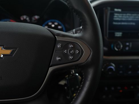 Used 2021 Chevrolet Colorado Z71 w/ Safety Package image 18