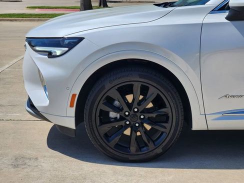 Used 2023 Buick Envision Avenir image 8