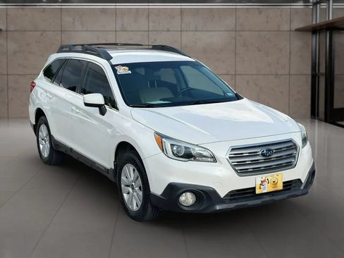 Used 2015 Subaru Outback 2.5i Premium AWD/4WD image 2