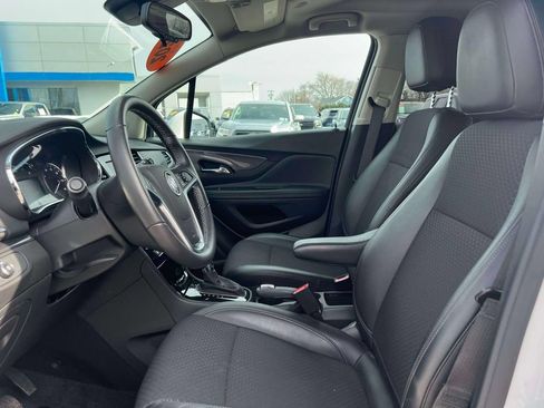 Used 2022 Buick Encore Preferred w/ Safety Package AWD/4WD image 16