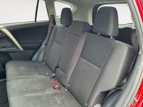 Used 2015 Toyota RAV4 XLE AWD/4WD image 13