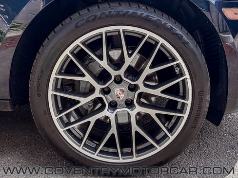 Used 2021 Porsche Macan S AWD/4WD image 11