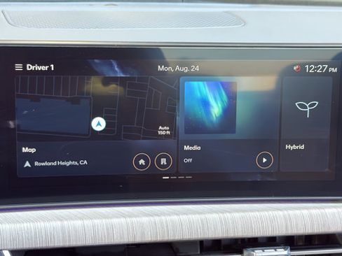 Used 2025 Hyundai Sonata Limited FWD image 18
