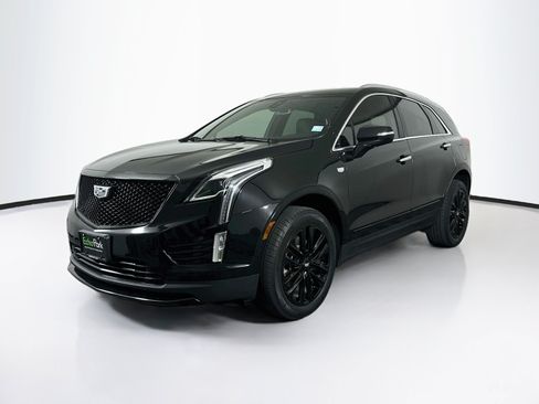 Used 2022 Cadillac XT5 Luxury w/ LPO, ONYX Package FWD image 3