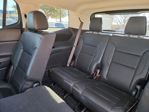 Used 2023 GMC Acadia Denali image 10