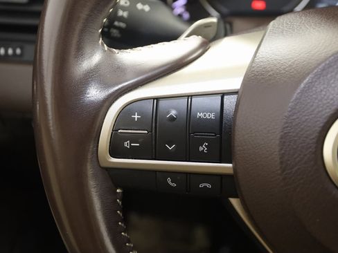 Used 2020 Lexus RX 450hL AWD w/ Premium Package image 38