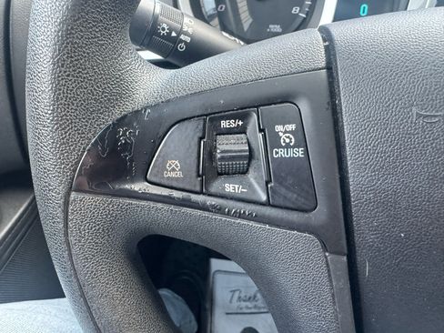 Used 2016 Chevrolet Equinox LS image 18