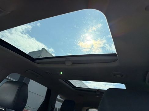 Used 2018 Buick Enclave Essence w/ Trailering Package AWD/4WD image 29