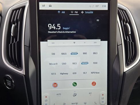 Certified 2024 Ford Edge SEL image 15