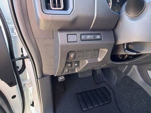 New 2026 Nissan Frontier S image 29