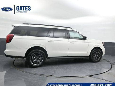 New 2026 Ford Expedition Max Platinum w/ Stealth Appearance Package image 3