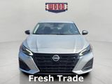 Used 2024 Nissan Altima 2.5 SV image 2
