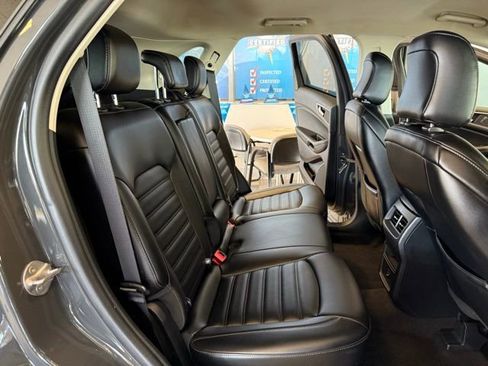 Used 2021 Ford Edge SEL image 23