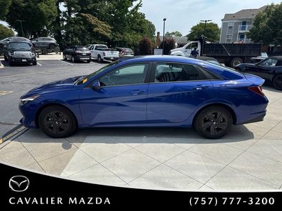 Used 2022 Hyundai Elantra SEL w/ Convenience Package