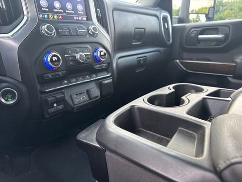 Used 2022 GMC Sierra 2500 SLE w/ SLE Convenience Package AWD/4WD image 12