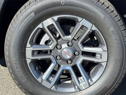 New 2026 GMC Terrain Elevation image 25