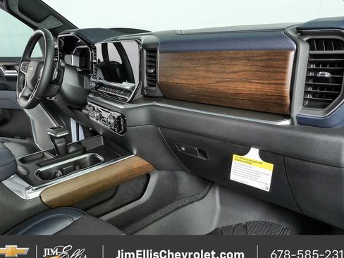 New 2026 Chevrolet Silverado 1500 High Country AWD/4WD image 24