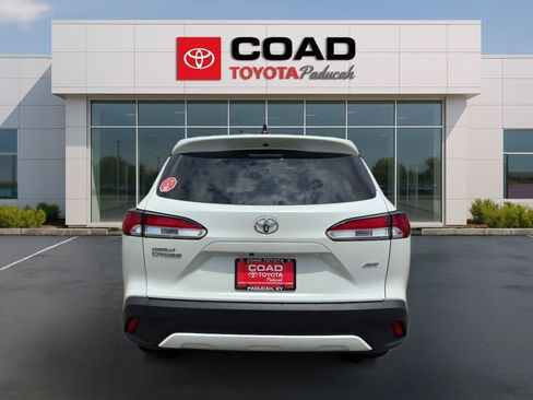 Certified 2025 Toyota Corolla Cross L AWD/4WD image 4