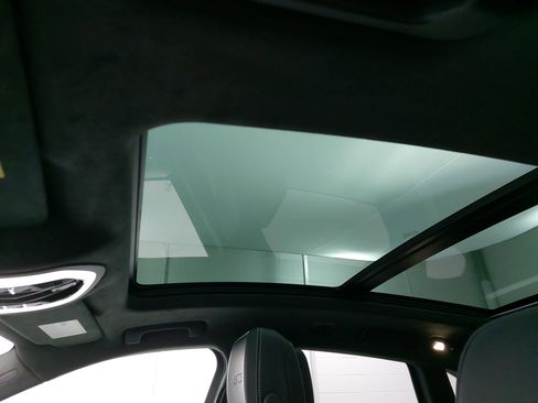 New 2026 Porsche Macan GTS image 31