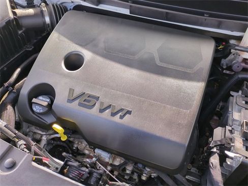 Certified 2023 Chevrolet Traverse LT image 29