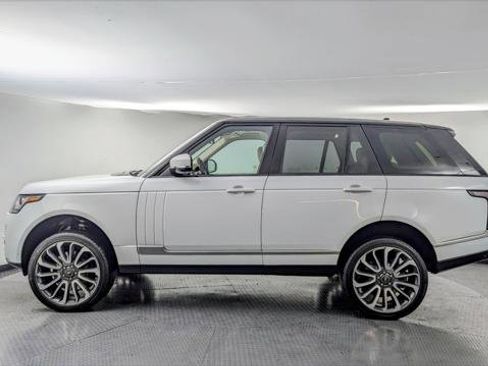 Used 2016 Land Rover Range Rover Supercharged image 3