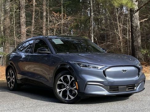 Used 2021 Ford Mustang Mach-E Premium image 9