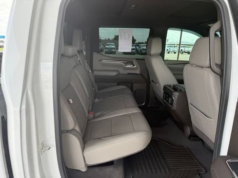 Used 2024 Chevrolet Silverado 1500 LTZ AWD/4WD image 11