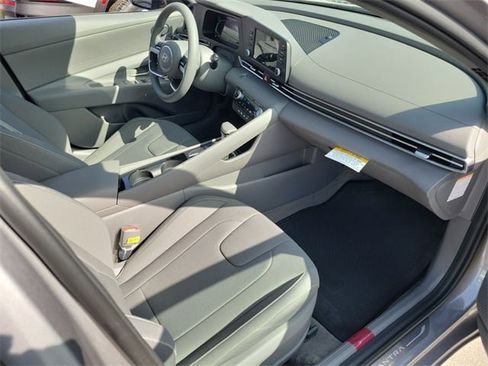 New 2026 Hyundai Elantra Blue image 16