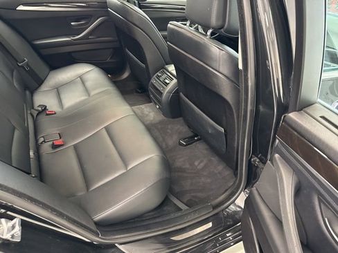 Used 2011 BMW 528i Sedan image 26