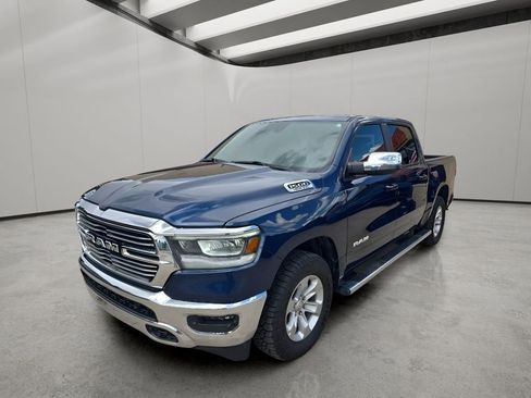 Used 2023 RAM 1500 Laramie AWD/4WD image 1