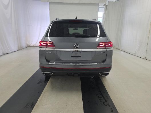 Used 2023 Volkswagen Atlas SE AWD/4WD image 4