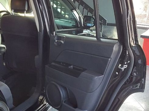 Used 2012 Jeep Compass Latitude image 15