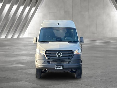 Used 2026 Mercedes-Benz Sprinter 2500 image 9