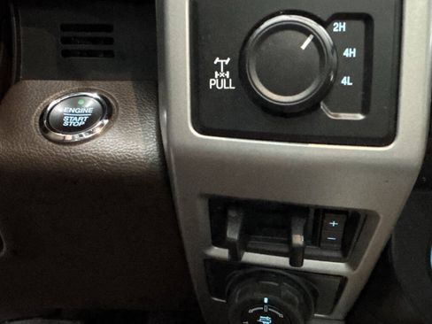 Used 2021 Ford F350 King Ranch w/ Tremor Off-Road Package AWD/4WD image 25