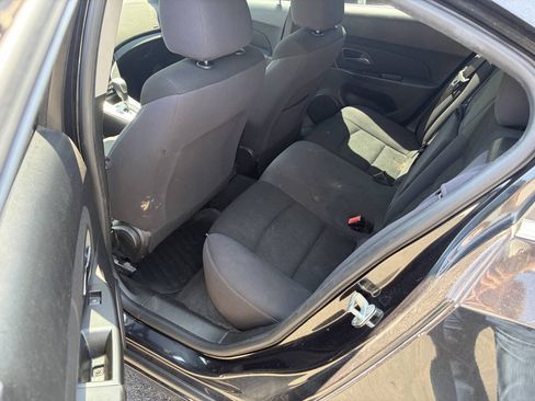 Used 2014 Chevrolet Cruze LT FWD image 11