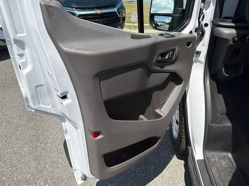 Used 2025 Ford Transit 350 XLT RWD image 10