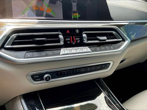 Used 2023 BMW X5 xDrive45e w/ Executive Package AWD/4WD image 15