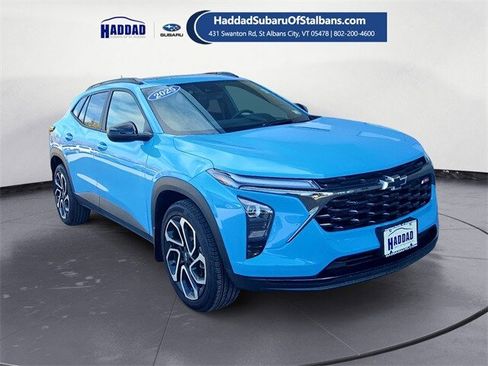 Used 2024 Chevrolet Trax RS w/ Sunroof Package image 7