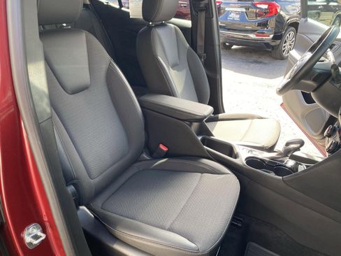 Used 2023 Buick Encore GX Preferred w/ Cold Weather Comfort Package image 33