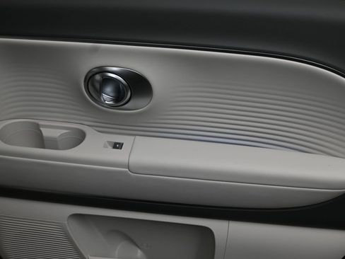 New 2026 Hyundai Ioniq 9 SEL image 14